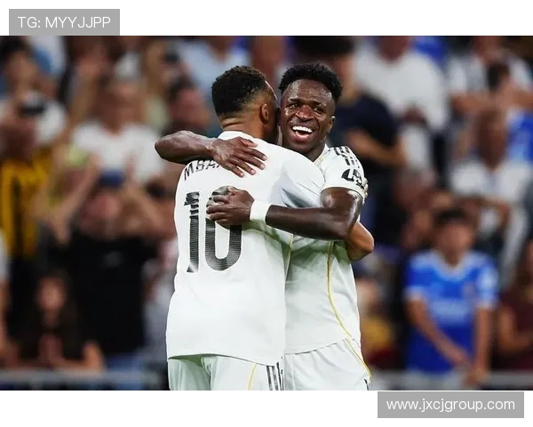 维尼修斯轰出惊天世界波 皇马主场完胜比利亚雷亚尔豪取关键三分