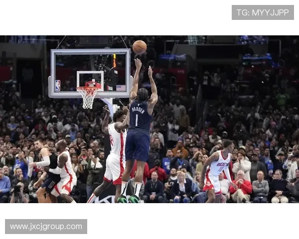 威金斯单臂劈扣震撼全场 NBA官方评选十月二十二日五佳球 威金斯单臂劈扣震撼全场 NBA官方评选十月二十二日五佳球